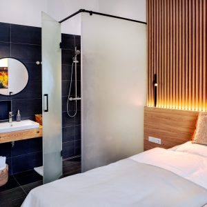 Cozy and elegant room at Erkan Alek Heritage Hotel in Gyumri, Armenia.